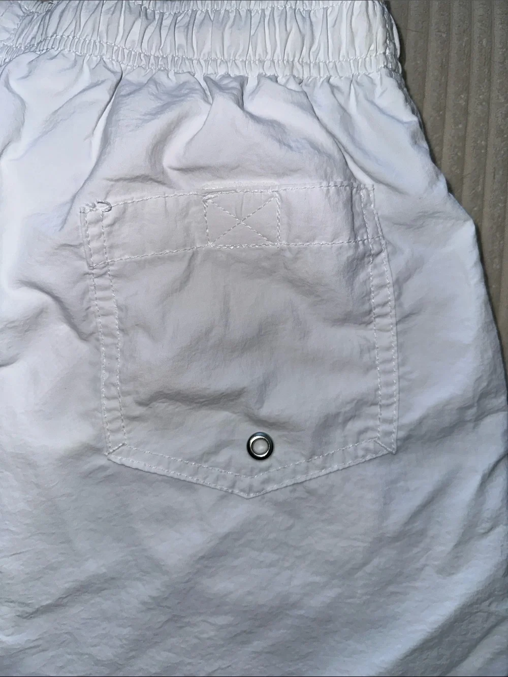 ZARA Men’s White Drawstring Elastic Waist Swim Shorts in Size M